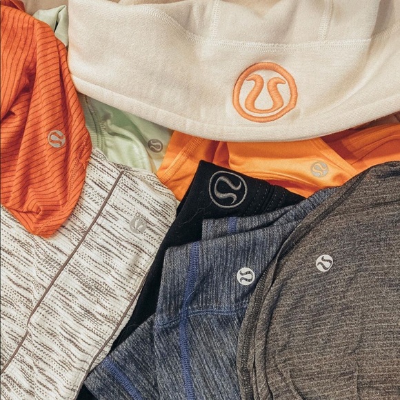 Welcome to Chloe's Closet! @chloesclosetca - Picture 5 of 8